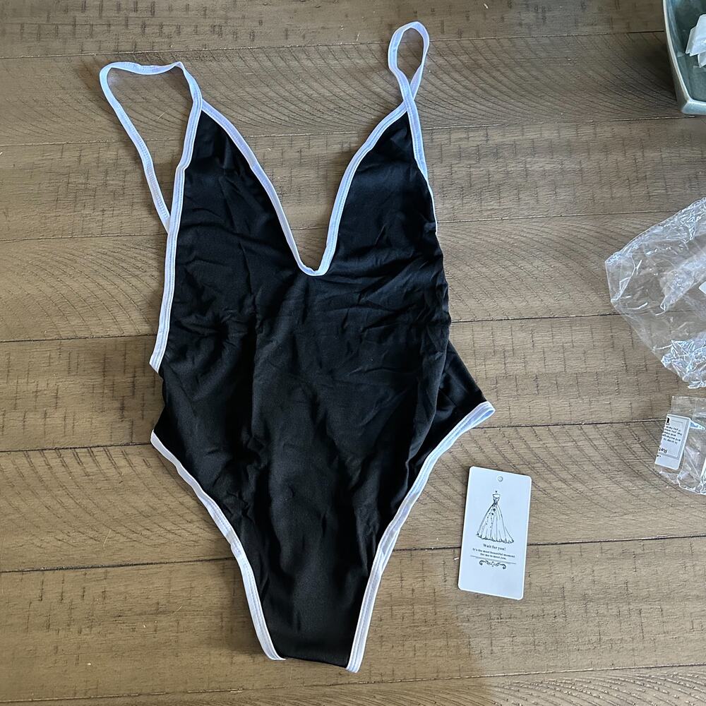 Ursumy Sexy Black White Bathing Suit One Piece NWT Size Large